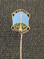 Speldje Piramide van Austerlitz  - Pyramide, Verzamelen, Ophalen of Verzenden, Gebruikt, Stad of Land, Speldje of Pin