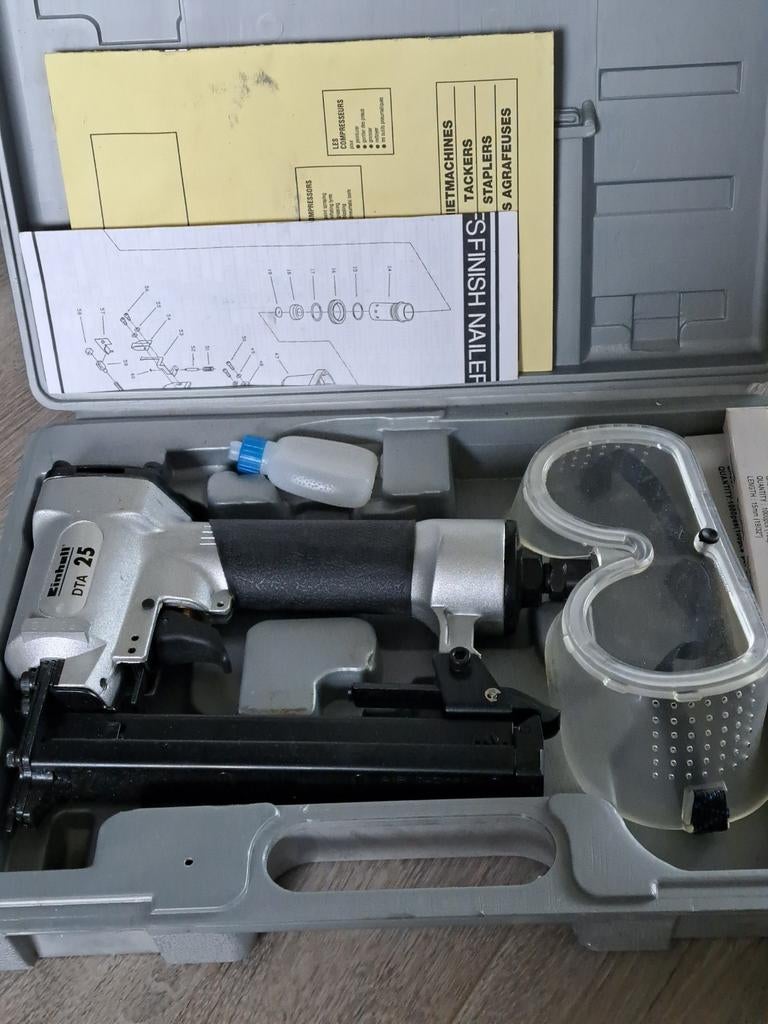 Einhell DTA 25 tacker in koffer, Ophalen