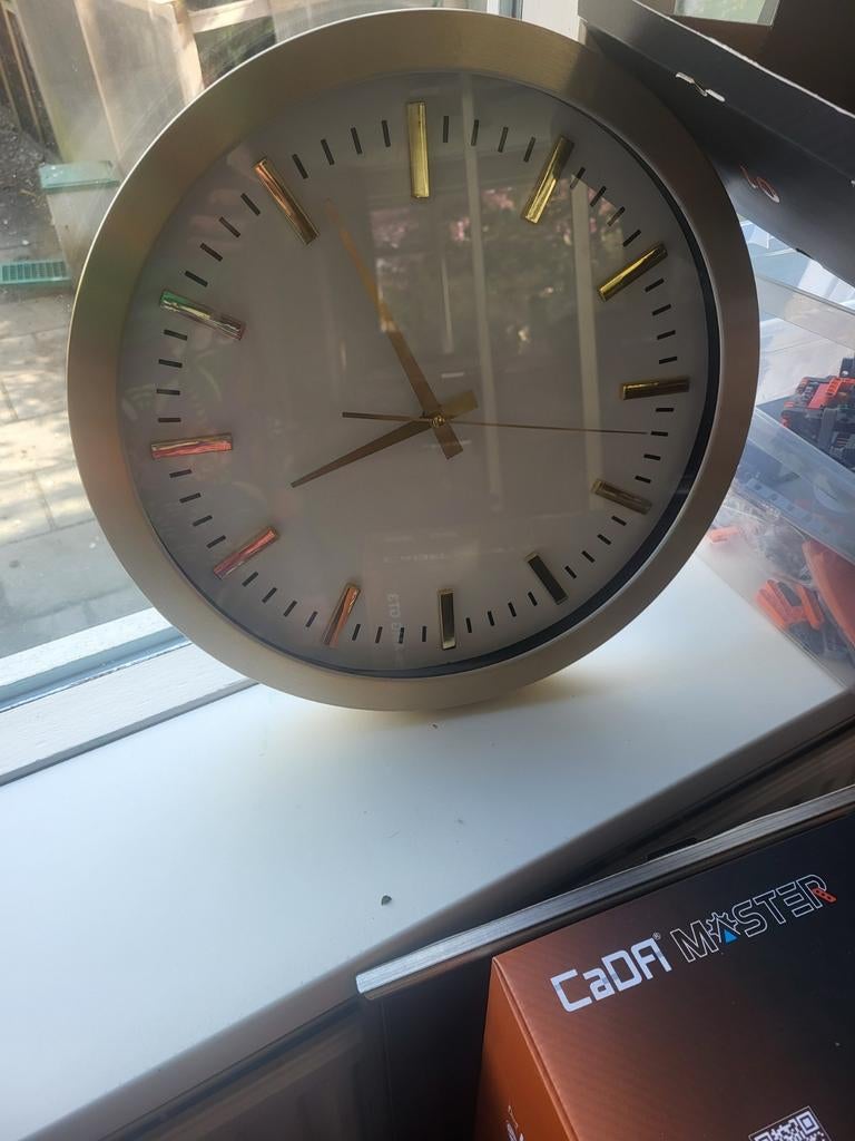 Leuke gouden klok diameter 40, Huis en Inrichting, Woonaccessoires | Klokken, Ophalen of Verzenden, Wandklok