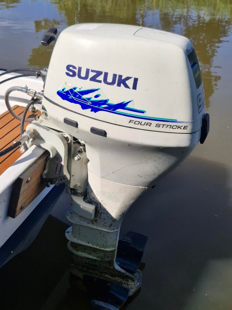 Suzuki 9.9pk 4-takt buitenboordmotor met afstandsbediening, Watersport en Boten, Ophalen
