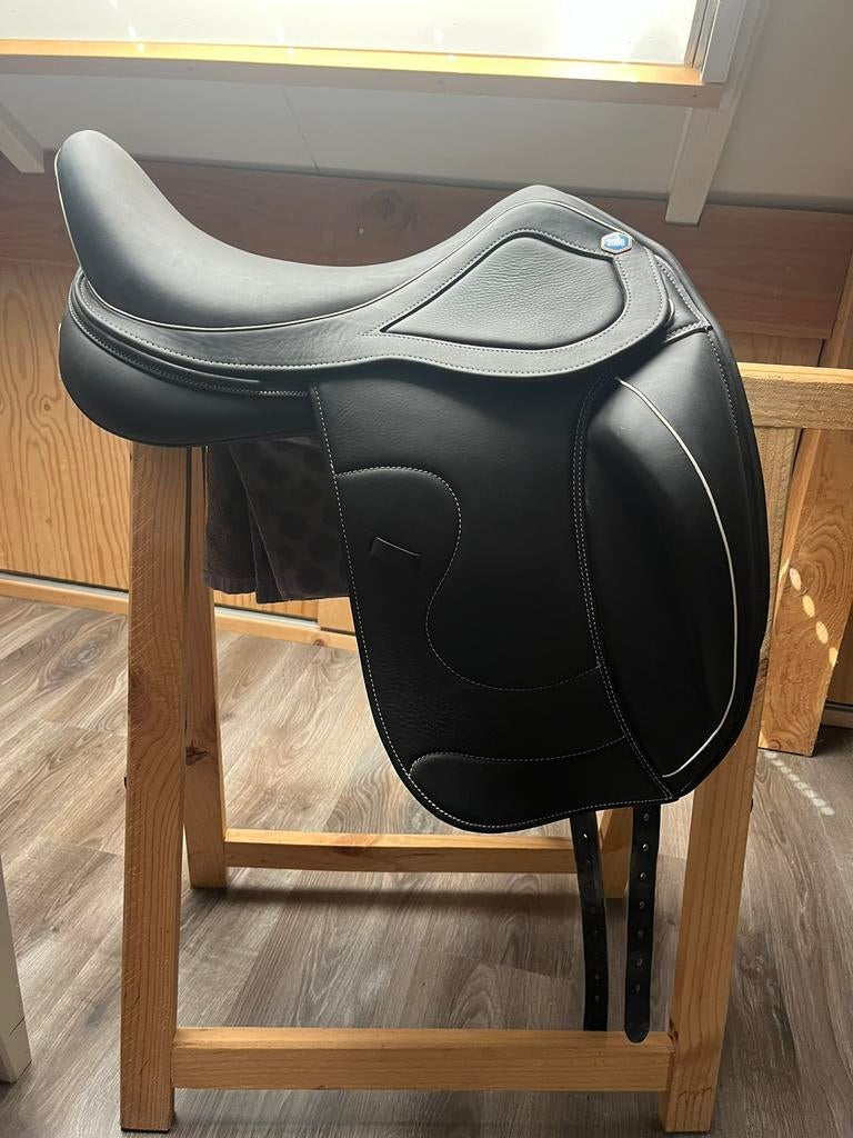 Sella Cello, Dieren en Toebehoren, Paarden en Pony's | Zadels, Ophalen, Zo goed als nieuw, Dressuur
