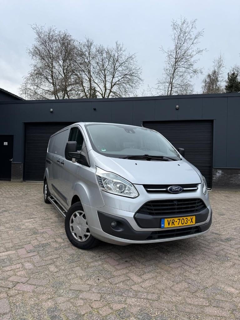 Ford Transit Custom L2–155 PK |Comfort & Complete Uitvoering, Voorwielaandrijving, Stof, 4 cilinders, 2500 kg