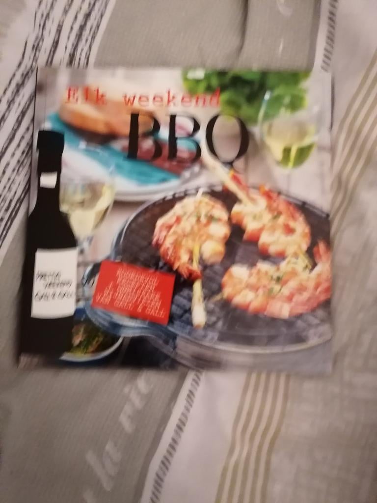 Elk Weekend BBQ Kookboek - Gall & Gall, Boeken, Gall & Gall, Hoofdgerechten, Ophalen of Verzenden, Zo goed als nieuw