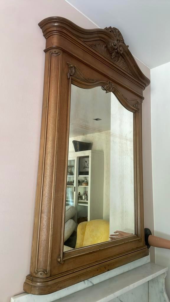 Antieke houten spiegel met sierlijke lijst, Ophalen, Rechthoekig, 50 tot 100 cm, 100 tot 150 cm