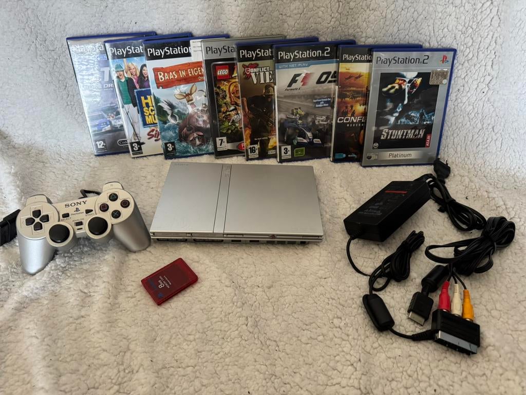 Sony Playstation 2 Slim Satin Silver + Games en Controller, Gebruikt, Met games, Ophalen of Verzenden, Met 1 controller