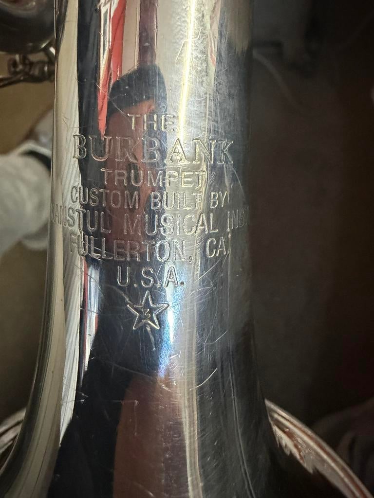 Burbank trompet Custom, Ophalen of Verzenden, Gebruikt, Bes-trompet, Met koffer