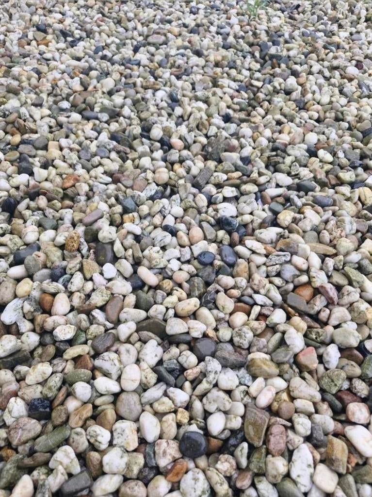 Gratis grind voor tuin of oprit, Ophalen, Gebruikt, Multi, Grind