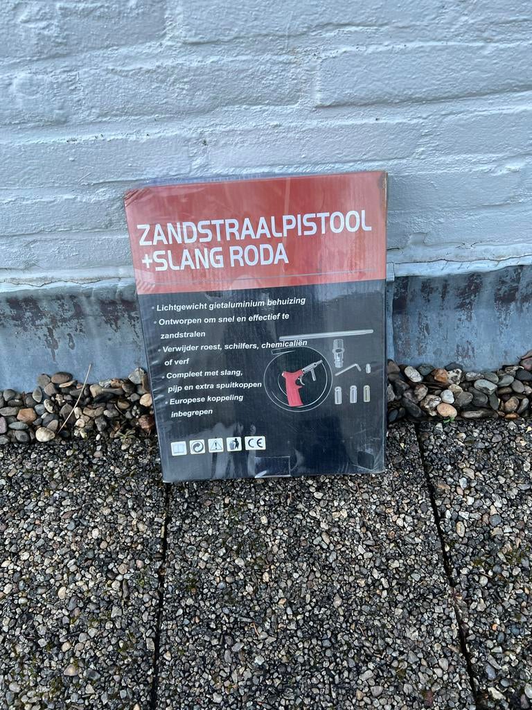 Zandstraalpistool met slang RODA - Nieuw in verpakking, Ophalen of Verzenden, Nieuw