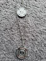 Mooie ketting van het merk Nikkie., Ophalen of Verzenden, Zo goed als nieuw, Zilver, Overige materialen