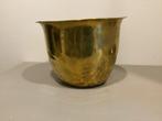 Gele koperen bloempot met karaktervolle deukjes, Gebruikt, Minder dan 30 cm, Rond, Ophalen of Verzenden