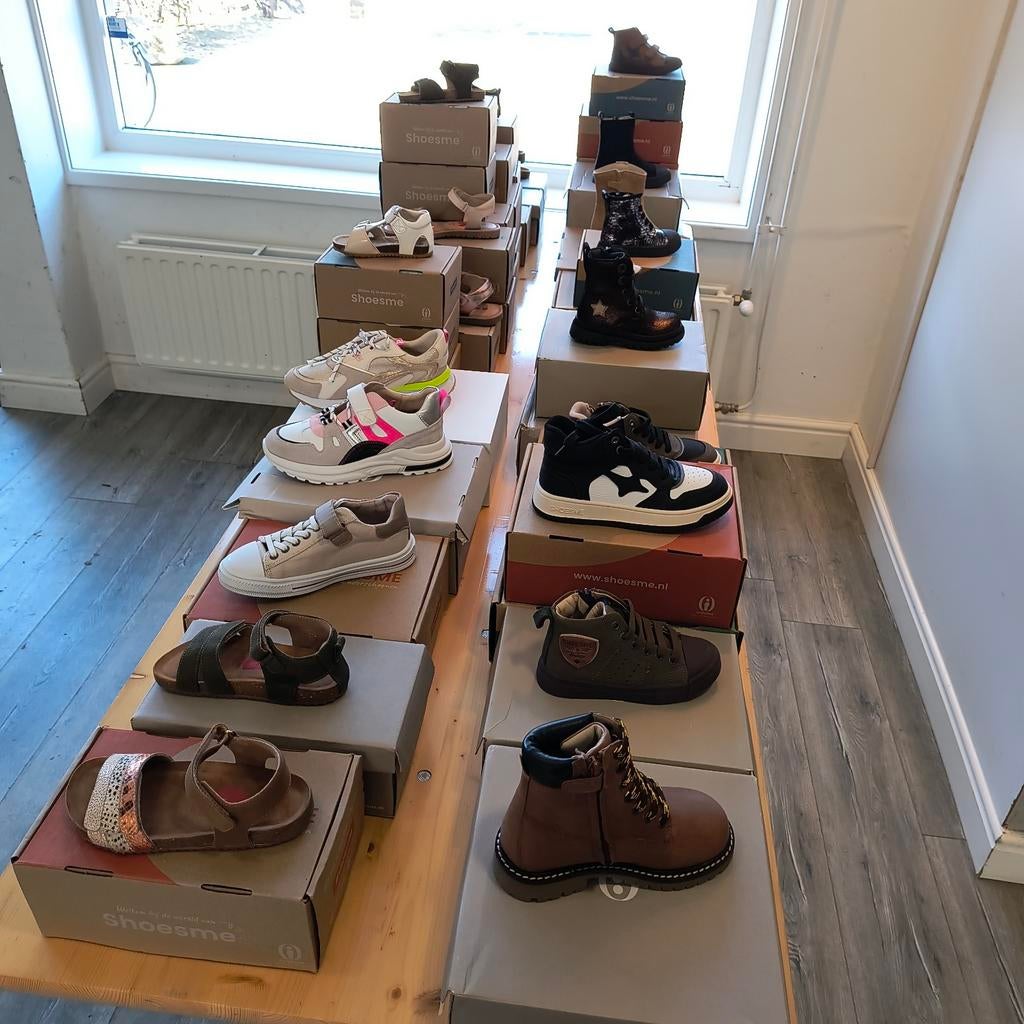 Partij kinderschoenen, Ophalen