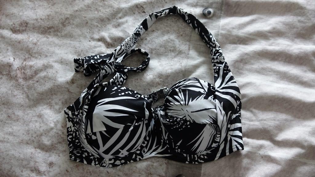 nieuwe voorgevormde zwart witte bikini top, Beachwave, Overige kleuren, Verzenden, Nieuw