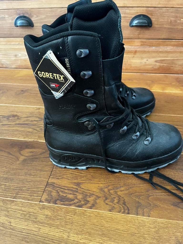 Te koop nieuwe Haix berg/wandelschoen, Ophalen, Nieuw, Schoenen
