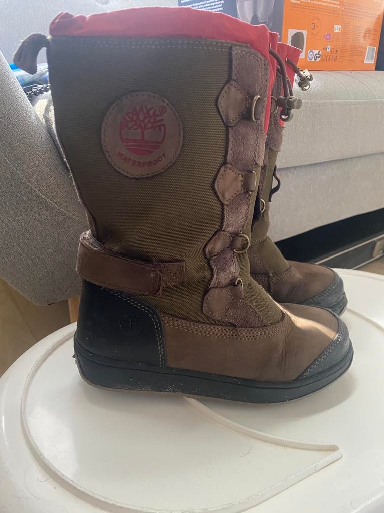 Timberland snowboot maat 32 *bieden, Kinderen en Baby's, Kinderkleding | Schoenen en Sokken, Ophalen of Verzenden, Zo goed als nieuw