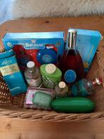 5 flesjes eau de cologne , grote fles Tosca, enz. Zie foto, Verzamelen, Parfumverzamelingen, Ophalen of Verzenden, Parfumfles