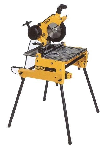 Gezocht voor DeWalt 742 Zaag/Afkortzaag,4 poten en geleider, Doe-het-zelf en Verbouw, Gereedschap | Zaagmachines, Gebruikt, DeWalt