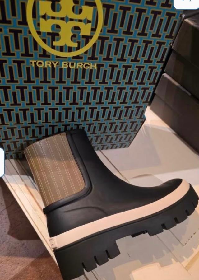 Nieuw Apart, Exclusieve Laarzen TORY BURCH (7/41)  € 100,00, Kleding | Dames, Schoenen, Ophalen of Verzenden, Nieuw, Overige kleuren