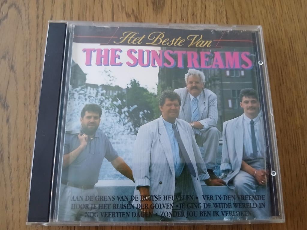 CD   THE SUNSTREAMS  1990, Ophalen of Verzenden, Zo goed als nieuw, Levenslied of Smartlap