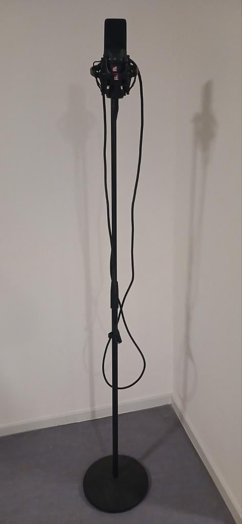 SE X1 Electronics microfoon plus keyboard € 100,00, Muziek en Instrumenten, Microfoons, Ophalen, Zo goed als nieuw, Studiomicrofoon