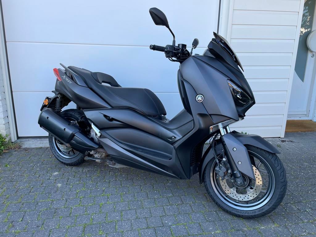 Yamaha x-max 300 abs 2019., Motoren, Motoren | Yamaha, Particulier, Scooter, 12 t/m 35 kW, 1 cilinder, ABS, Automaat, Occasion