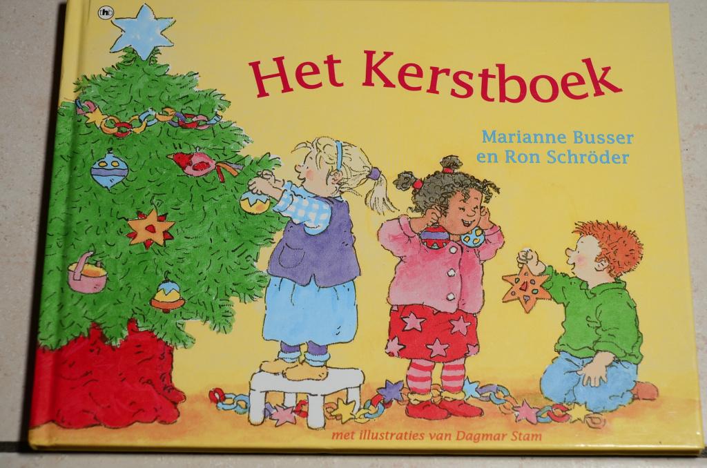 Het Kerstboek / Marianne Busser en Ron Schröder, Boeken, Ophalen of Verzenden, Gelezen, Fictie algemeen, Voorleesboek