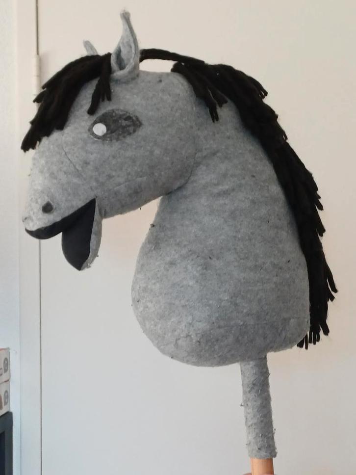 Zelfgemaakt hobby horse, Kinderen en Baby's, Speelgoed | Hobbelfiguren, Gebruikt, Ophalen