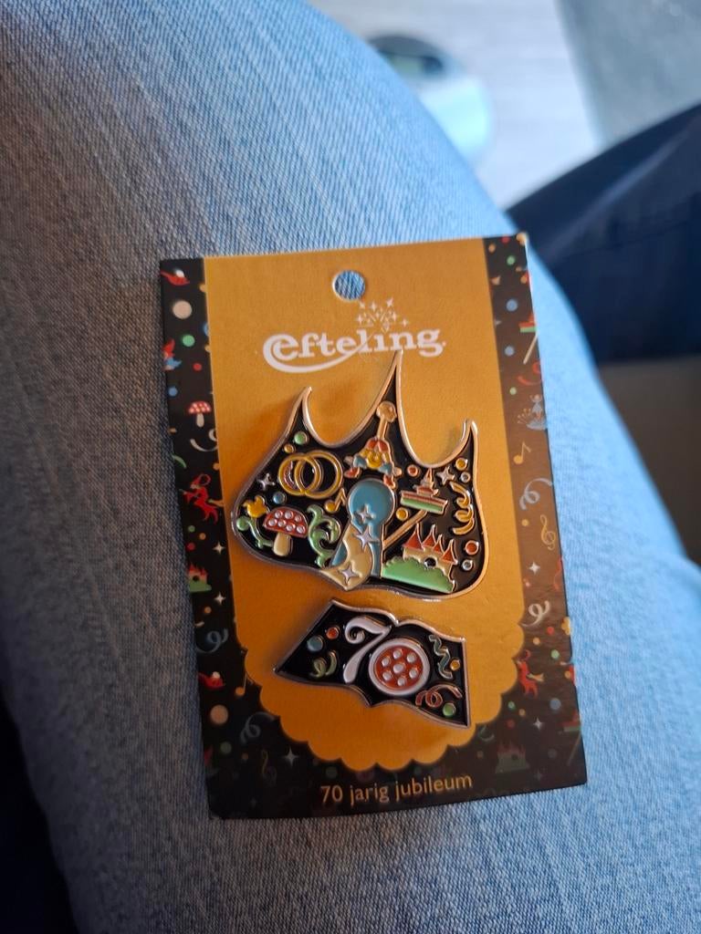 Efteling 70 Jaar Jubileum Pin Set - Nieuw, Verzamelen, Efteling, Nieuw, Button of Speldje, Ophalen