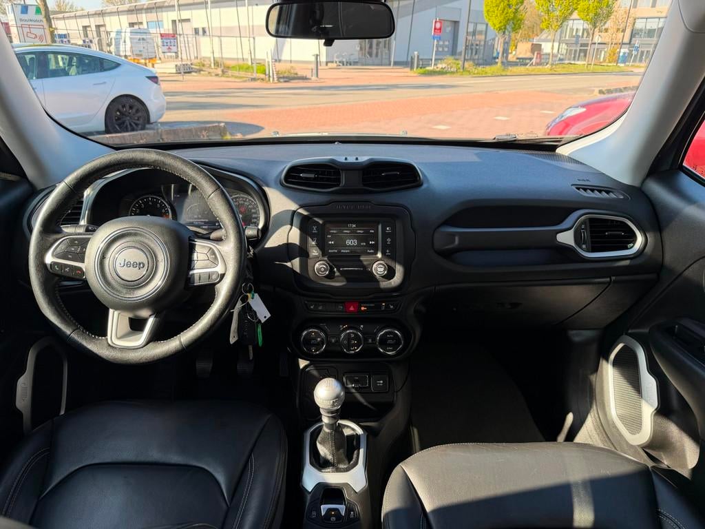 Jeep Renegade 1.4 MultiAir Limited PANO|Cruise|NAVI|LEDER, Auto's, Jeep, Voorwielaandrijving, 12 maanden, Gebruikt, 4 cilinders