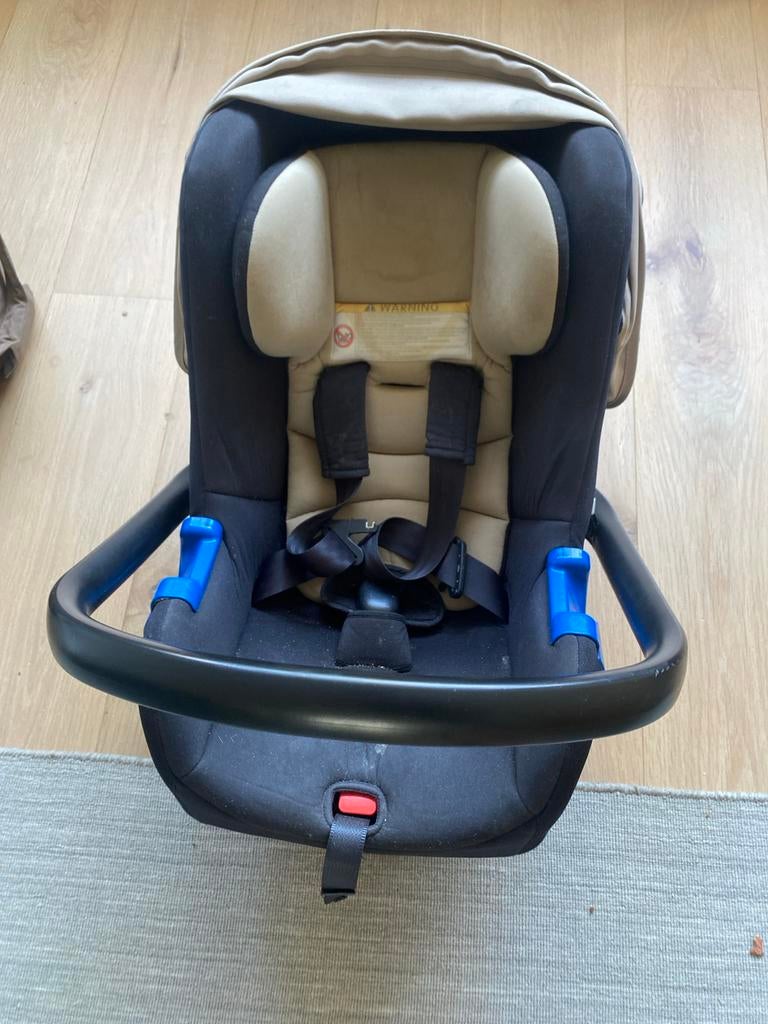 Takata Mini autostoel met ISOFIX base en Bugaboo adapters, Gebruikt, Isofix, 0 t/m 13 kg, Ophalen