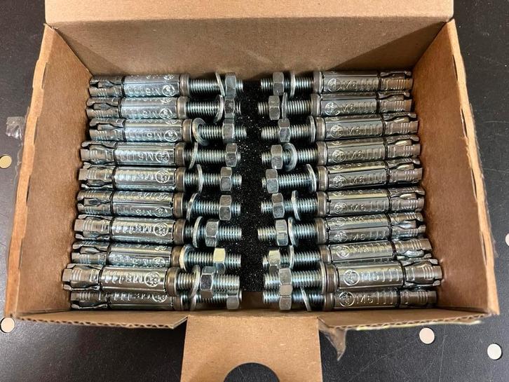 20x Keilbout  M6x60x40 verzinkt NIEUW . € 7.95, Hobby en Vrije tijd, Knutselen, Nieuw, Materiaal, Ophalen of Verzenden