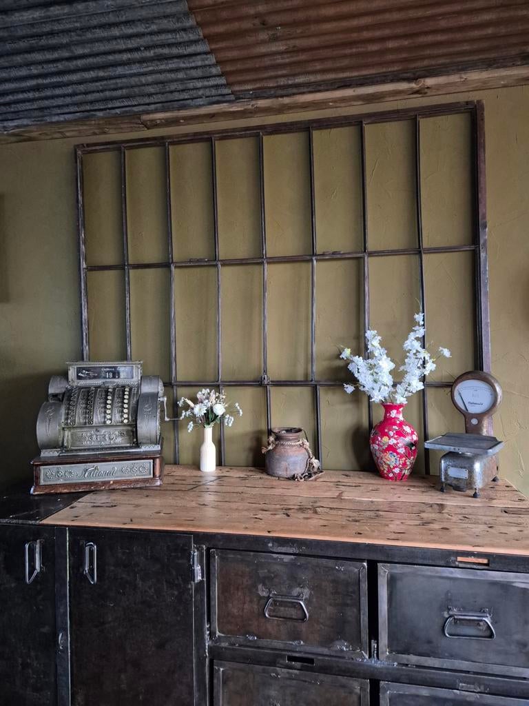 Oud Stalen Industrieel Fabrieksraam GRATIS 200X250, Huis en Inrichting, Woonaccessoires | Overige, Ophalen, Gebruikt