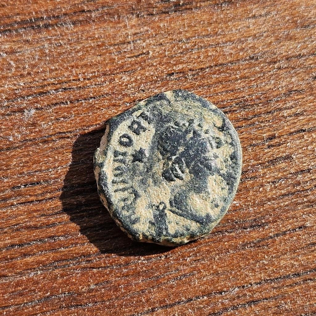 Mooie oude Romeinse munt AE4 keizer Honorius, Ophalen of Verzenden, Overige landen, Losse munt