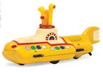 yellow submarine, Verzamelen, Ophalen of Verzenden, Zo goed als nieuw, Pop, Beeldje of Miniatuur
