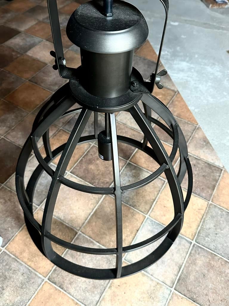 Industriële metale hanglamp zwart, Ophalen, Zo goed als nieuw, Metaal, 50 tot 75 cm