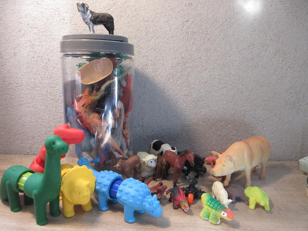 Diverse dieren en dinosaurussen, Kinderen en Baby's, Speelgoed | Overig, Ophalen of Verzenden, Gebruikt, Jongen of Meisje