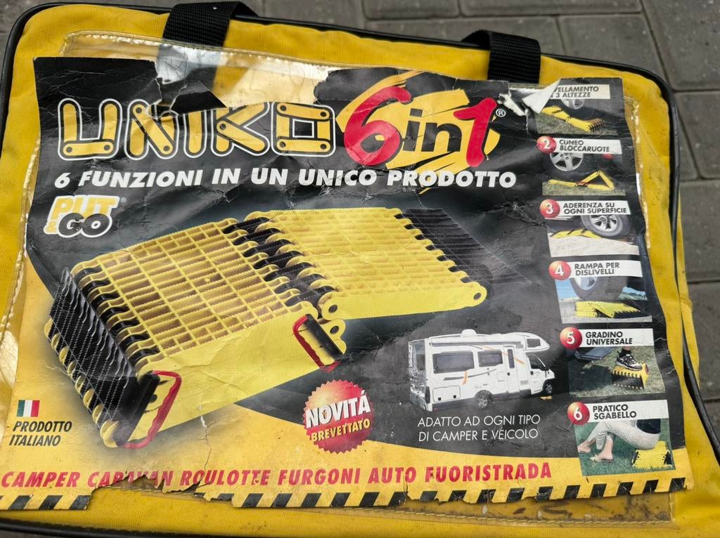 Uniko 6 in 1 Oprijblok - Webwinkel en werkplaats voor camper accessoires
