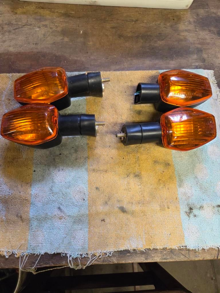 Mooie set knipperlichten voor bromfiets of motor, Ophalen