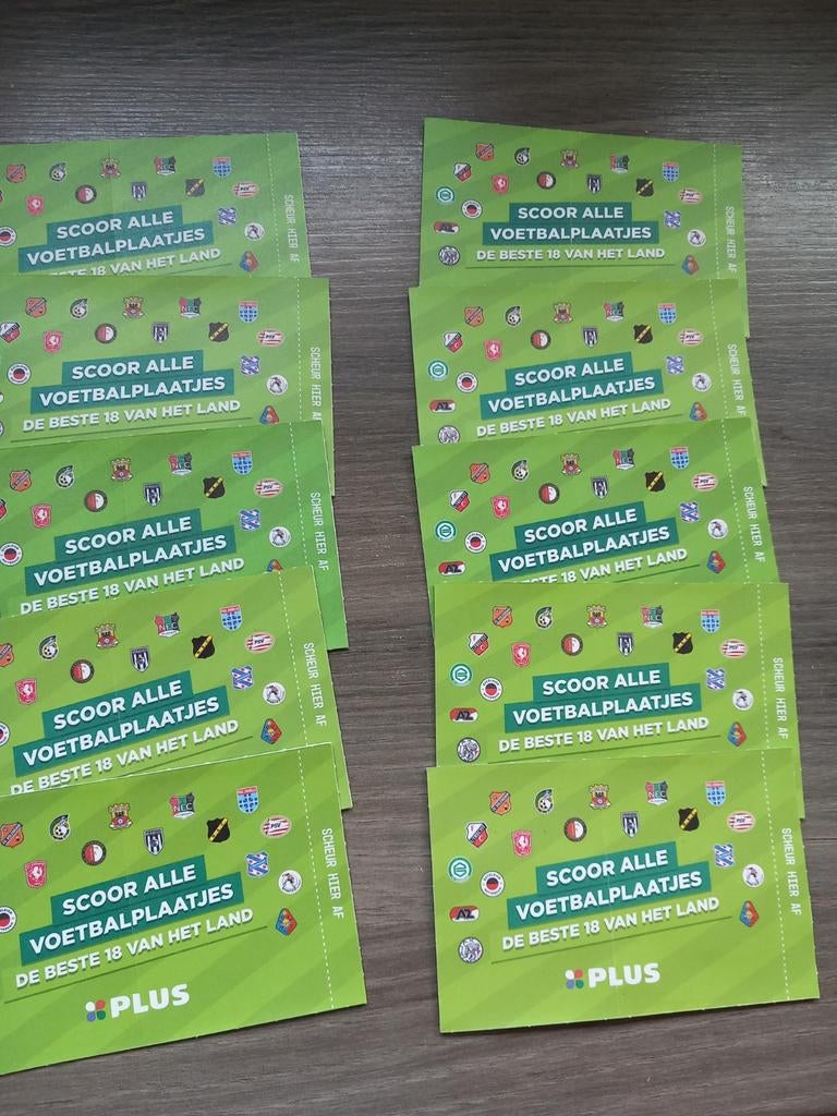 10 stuks ongeopende voetbalplaatjes Plus, Plus, Ophalen of Verzenden