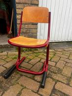 Set van 6 vintage schoolstoeltjes - Rood metaal en hout, Huis en Inrichting, Stoelen, Ophalen, Gebruikt, Vijf, Zes of meer stoelen