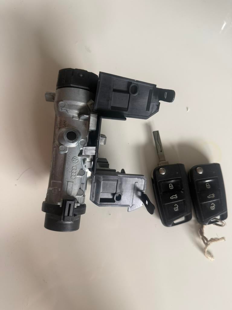 Slotenset VW  polo 2013, Auto-onderdelen, Ophalen of Verzenden, Nieuw