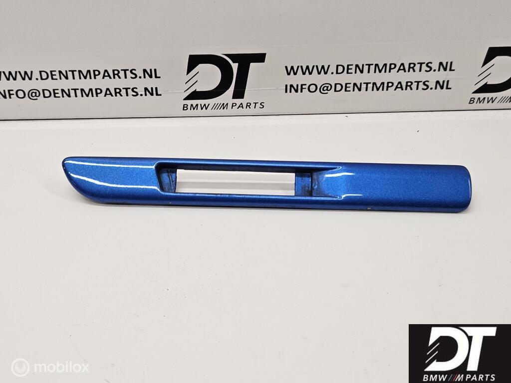 Sierlijst spatbord links BMW M3 E46 51137893677, Gebruikt, Ophalen of Verzenden, BMW, BMW
