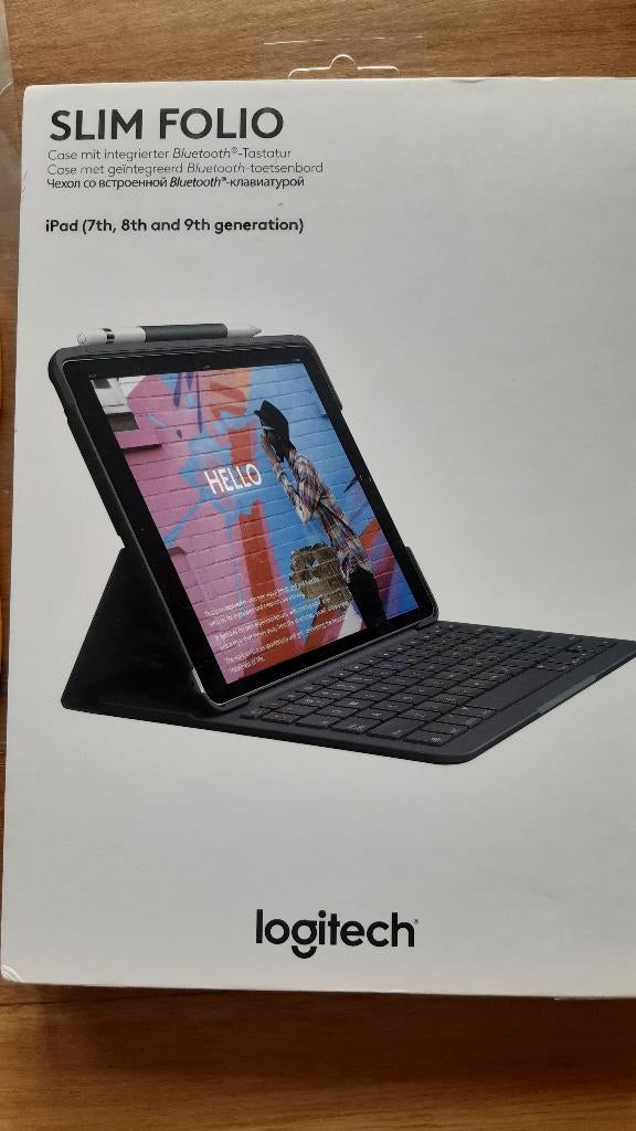 SLIM FOLIO Model is voor de iPad (7e, 8e en 9e generatie)., 10 inch, Logitech, Nieuw, Bescherming voor- en achterkant