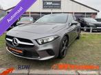 Mercedes A-klasse 250 Premium SFEERVERLICHTING/WIDESCREEN/LE, Auto's, Zwart, 4 cilinders, Leder en Stof, 14 km/l