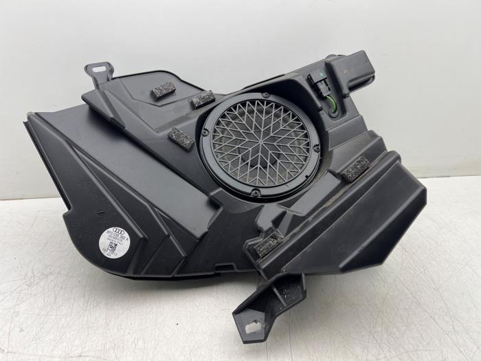 Subwoofer van een Audi S5, Gebruikt, -, -, -