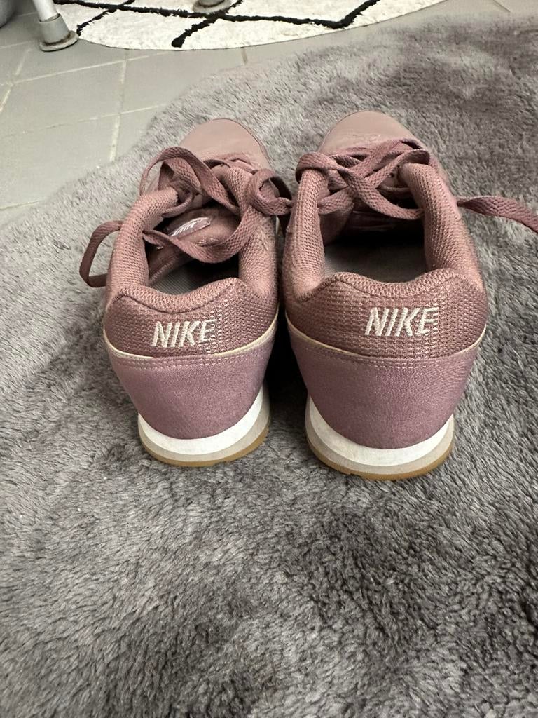 Nike maat 39 voor dames, Ophalen of Verzenden, Zo goed als nieuw