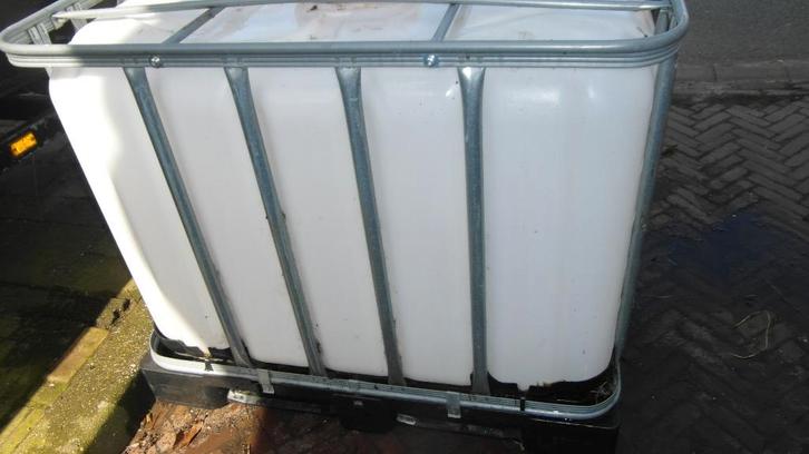 ibc 600 liter 59.-, Tuin en Terras, Regentonnen, Zo goed als nieuw, 150 liter of meer, Met kraantje, Ophalen