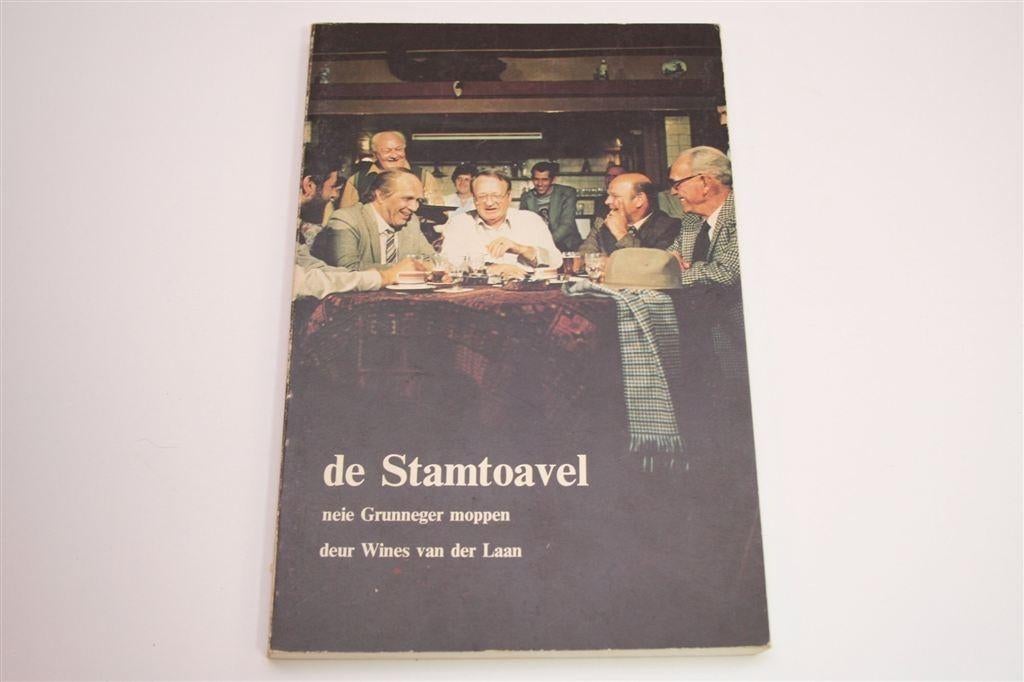 De Stamtoavel — Neie Grunneger Moppen — Geïllustreerd, Boeken, Geschiedenis | Stad en Regio, Ophalen of Verzenden, Gelezen