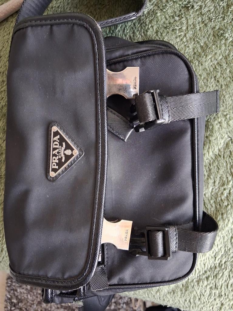 Prada Schoudertas - Stijlvol en praktisch, Sieraden, Tassen en Uiterlijk, Tassen | Rugtassen, Kipling, 25 tot 40 cm, Ophalen of Verzenden