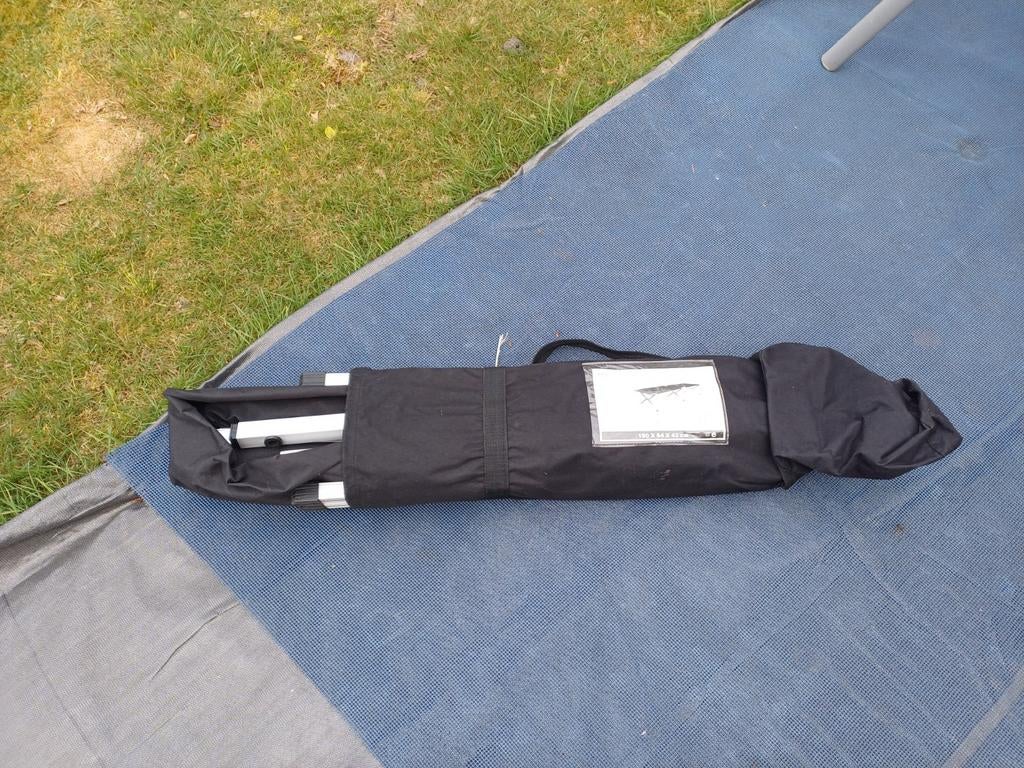 Mooi veldbed bed, Ophalen, Zo goed als nieuw