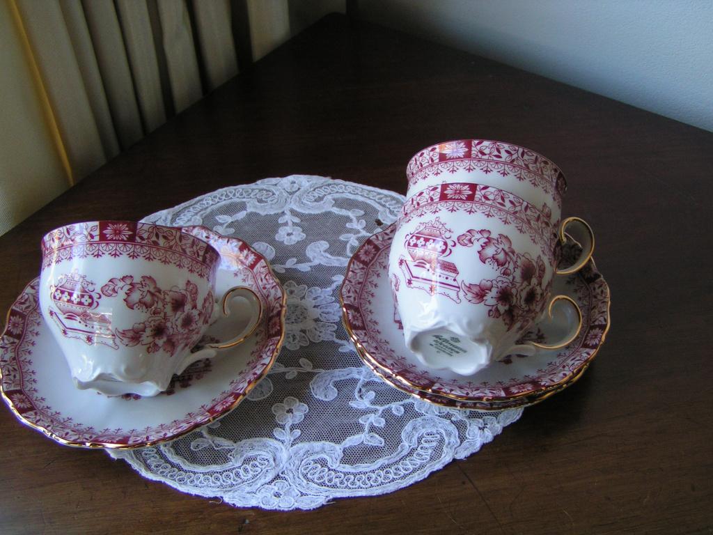 3 Prachtige Kopjes van Seltmann Weiden Bavaria, Antiek en Kunst, Antiek | Servies los, Ophalen of Verzenden